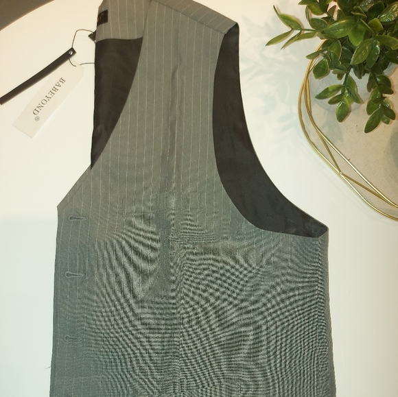 BABEYOND Men's Fashion Classic Vest - Picture 3 of 5
